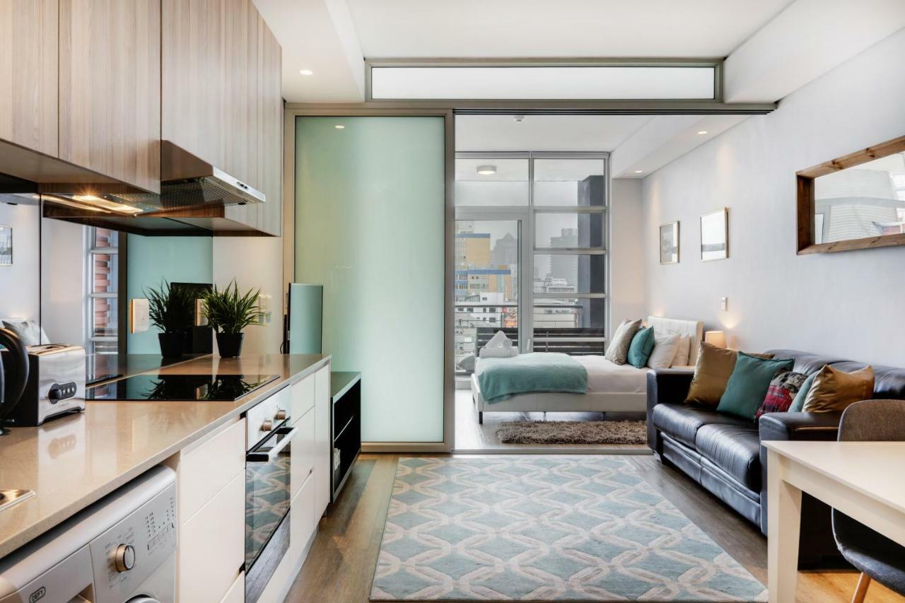 Backup-Powered Stylish Central Apartment Near Table Mountain Fokváros Kültér fotó