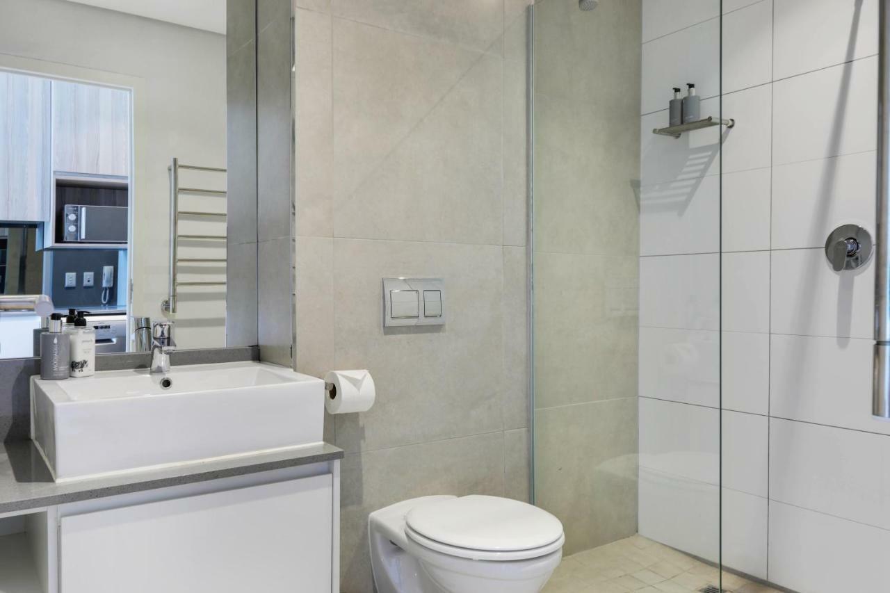 Backup-Powered Stylish Central Apartment Near Table Mountain Fokváros Kültér fotó